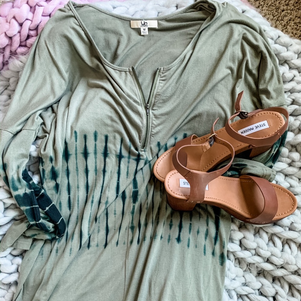 Sage green zipper down tunic.